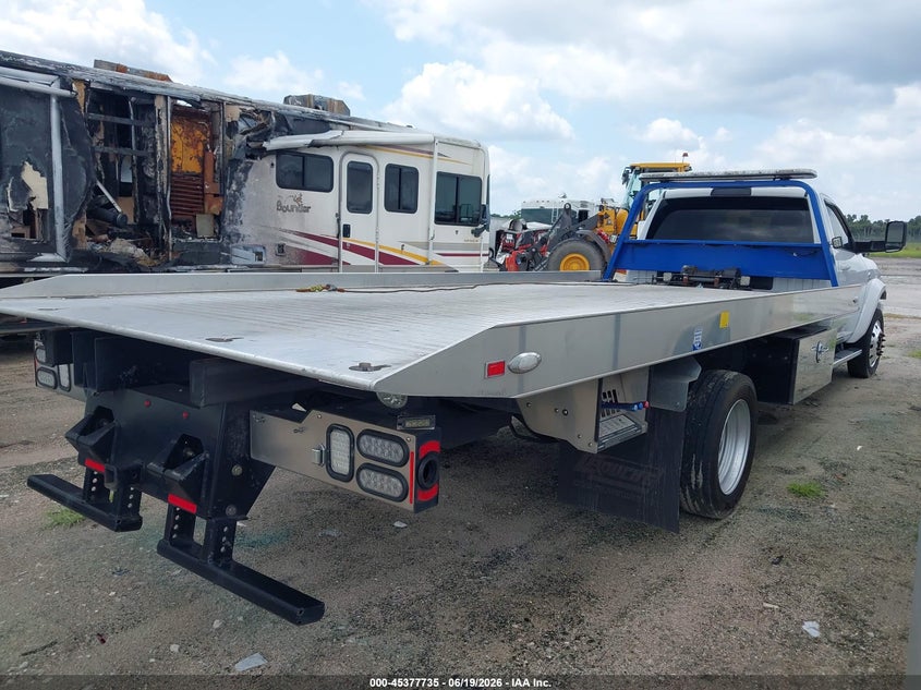 2022 Ram 5500 VIN 3C7WRMDL6NG205209 IAAI salvage auction — RIGHT FRONT, Clear (Florida), sold $9,500 on 2026-07-22 (photo 4)