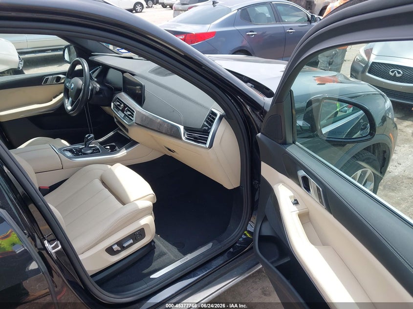 2020 BMW X5 VIN 5UXCR4C0XL9B48020 IAAI salvage auction — LEFT REAR, Original (Texas), sold $18,550 on 2026-07-29 (photo 5)