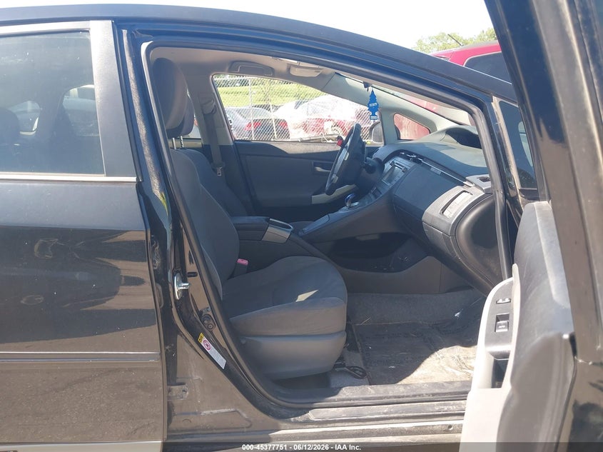 2012 Toyota Prius VIN JTDKN3DU0C5409440 IAAI salvage auction — SIDE, Regular Certificate (Iowa), sold $800 on 2026-07-28 (photo 5)