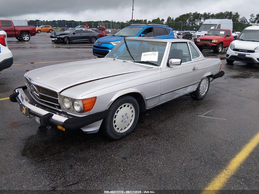 1986 Mercedes-benz 560 VIN WDBBA48D6GA042907 IAAI salvage auction — FRONT END, Clear (South Carolina), sold $3,900 on 2026-07-29 (photo 2)