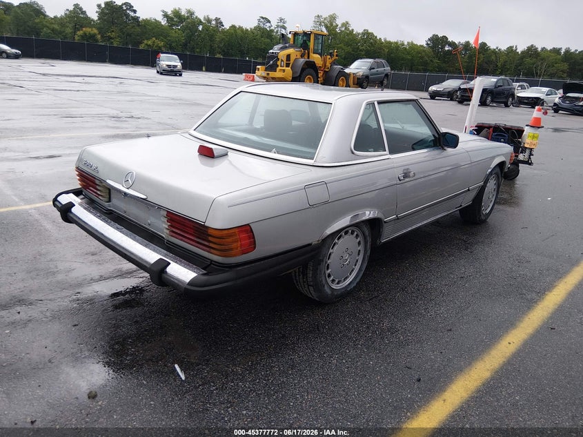 1986 Mercedes-benz 560 VIN WDBBA48D6GA042907 IAAI salvage auction — FRONT END, Clear (South Carolina), sold $3,900 on 2026-07-29 (photo 4)