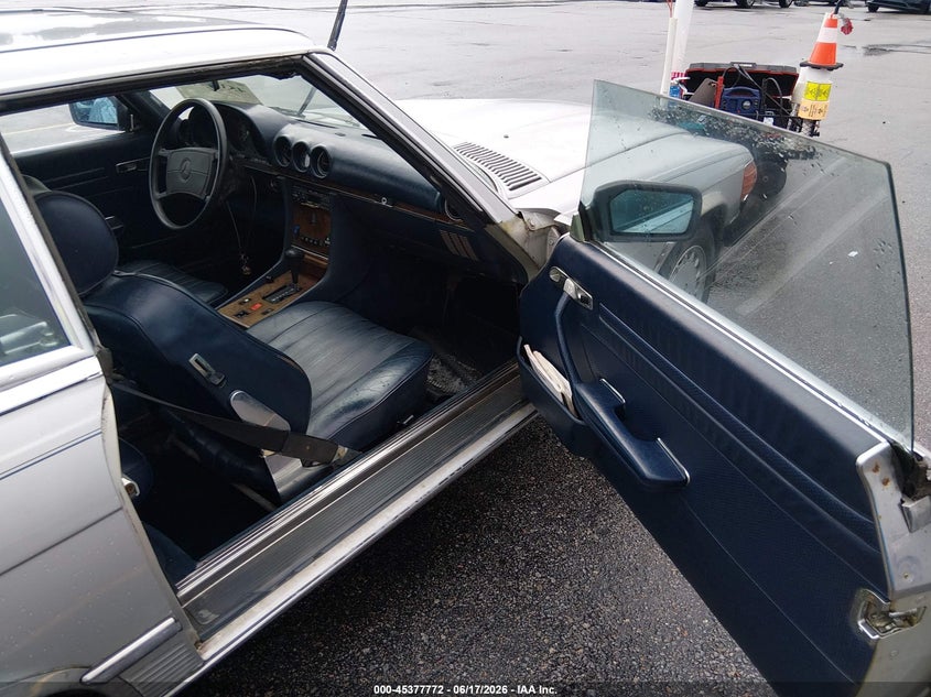1986 Mercedes-benz 560 VIN WDBBA48D6GA042907 IAAI salvage auction — FRONT END, Clear (South Carolina), sold $3,900 on 2026-07-29 (photo 5)