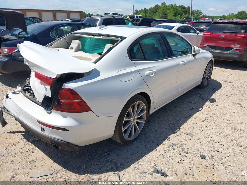 2020 Volvo S60 VIN 7JR102FKXLG035845 IAAI salvage auction — REAR END, Salvage Title, sold $2,500 on 2026-07-27 (photo 4)