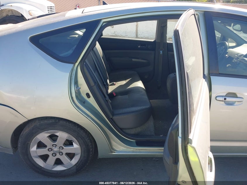 2007 Toyota Prius VIN JTDKB20U477624645 IAAI salvage auction — NORMAL WEAR, App For Dup Clear (California), sold $500 on 2026-07-27 (photo 8)