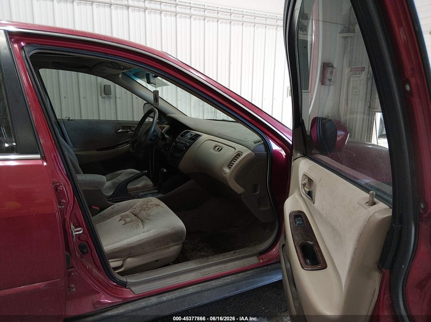 2002 Honda Accord VIN JHMCG56702C009145 IAAI salvage auction — NORMAL WEAR, Original (Alaska), sold $225 on 2026-07-10 (photo 5)