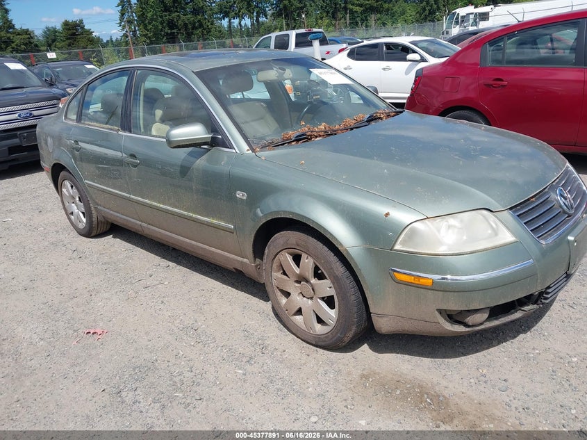 2002 Volkswagen Passat VIN WVWRH63B72P135826 IAAI salvage auction — NORMAL WEAR, Affidavit In Lieu Of Title (Washington), sold $250 on 2026-07-08 (photo 1)