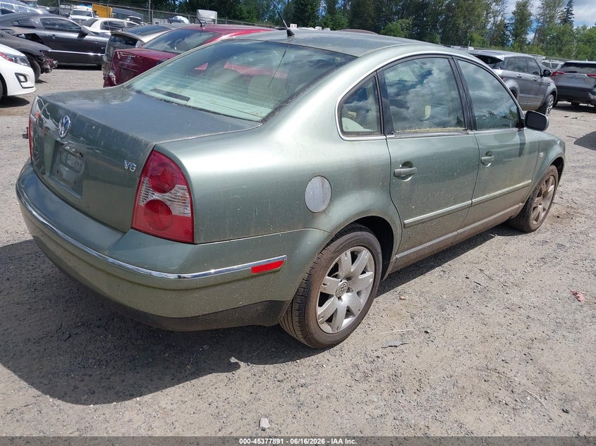 2002 Volkswagen Passat VIN WVWRH63B72P135826 IAAI salvage auction — NORMAL WEAR, Affidavit In Lieu Of Title (Washington), sold $250 on 2026-07-08 (photo 4)