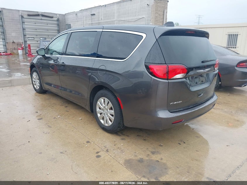 2020 Chrysler Voyager VIN 2C4RC1AG5LR249307 IAAI salvage auction — NORMAL WEAR, Sf97 (Wisconsin), sold $9,200 on 2026-08-11 (photo 3)