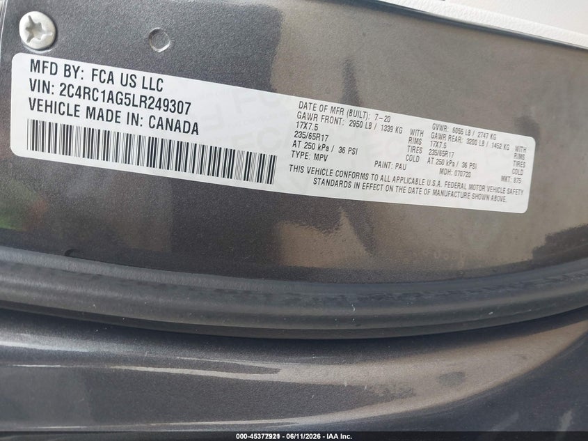 2020 Chrysler Voyager VIN 2C4RC1AG5LR249307 IAAI salvage auction — NORMAL WEAR, Sf97 (Wisconsin), sold $9,200 on 2026-08-11 (photo 9)
