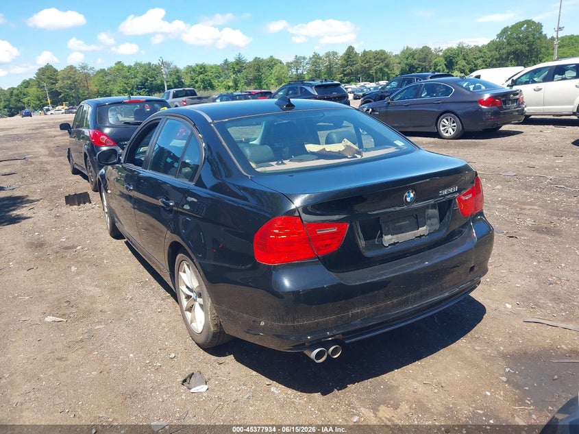 2010 BMW 3 series VIN WBAPK5C50AA650615 IAAI salvage auction — NORMAL WEAR, Clear (New York), sold $550 on 2026-07-14 (photo 3)