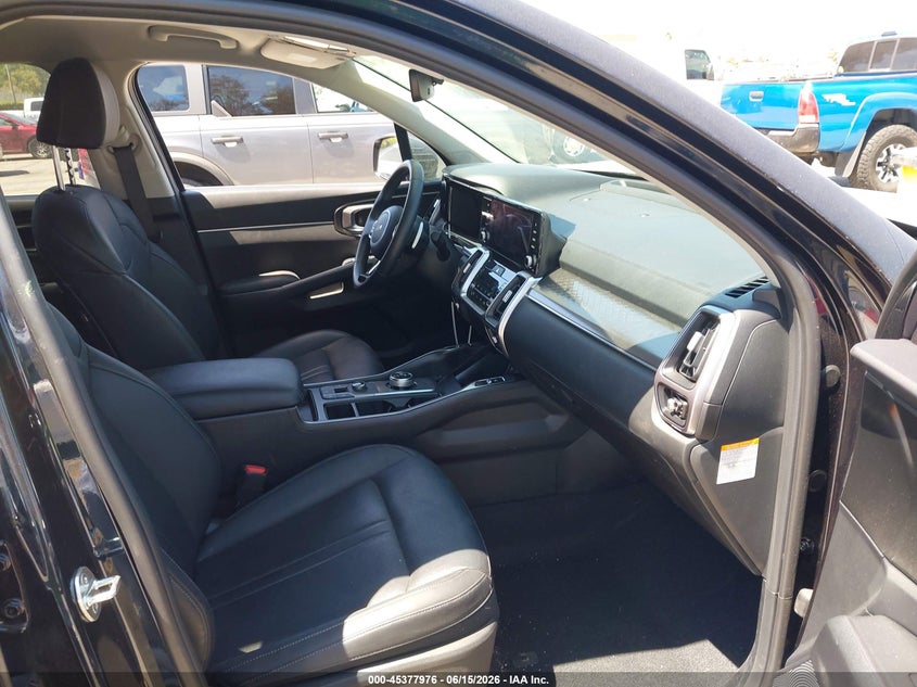 2024 Kia Sorento VIN KNDRHDLG1R5259290 IAAI salvage auction — RIGHT SIDE, Salvage Title, sold $12,600 on 2026-07-28 (photo 5)