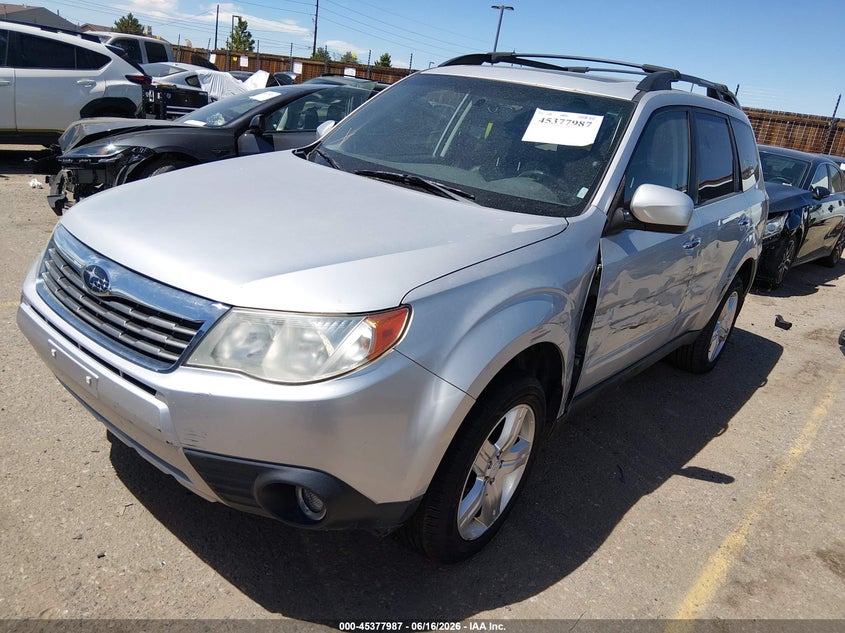 2010 Subaru Forester VIN JF2SH6DC8AH700281 IAAI salvage auction — LEFT & RIGHT, Salvage (Colorado), sold $25 on 2026-07-28 (photo 2)