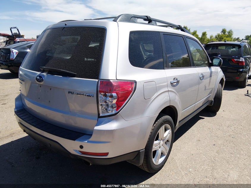 2010 Subaru Forester VIN JF2SH6DC8AH700281 IAAI salvage auction — LEFT & RIGHT, Salvage (Colorado), sold $25 on 2026-07-28 (photo 4)