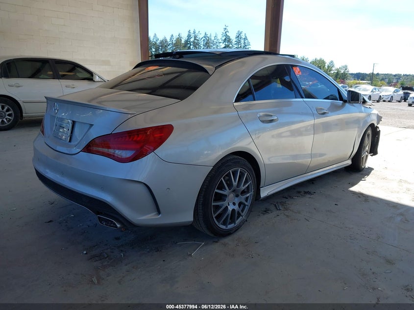 2014 Mercedes-benz Cla-klasse VIN WDDSJ4EB7EN056735 IAAI salvage auction — BIO HAZARD, Salvage Title, sold $725 on 2026-07-15 (photo 4)