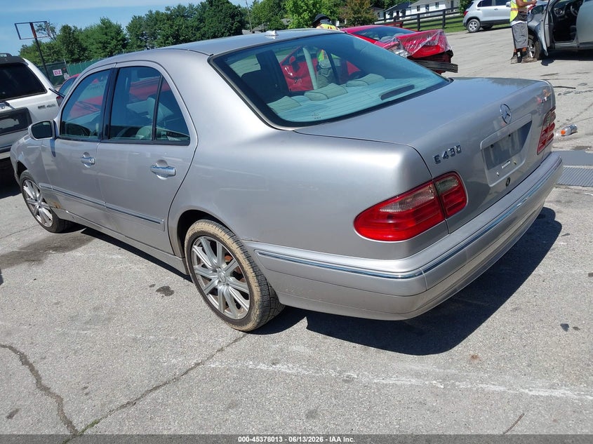 2002 Mercedes-benz E-class VIN WDBJF83JX2X069650 IAAI salvage auction — FRONT END, Salvage (Kentucky), sold $375 on 2026-07-13 (photo 3)