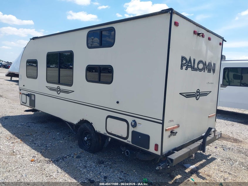 2016 Palomino Palomini VIN 4X4TPAT14GN047039 IAAI salvage auction — SIDE, Salvage (Indiana), sold $750 on 2026-07-21 (photo 3)