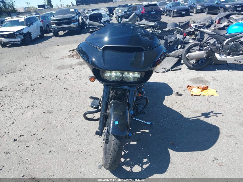 2021 Harley-davidson Road glide VIN 1HD1KTP25MB675004 IAAI salvage auction — LEFT FRONT, Salvage Title, sold $8,300 on 2026-07-15 (photo 5)