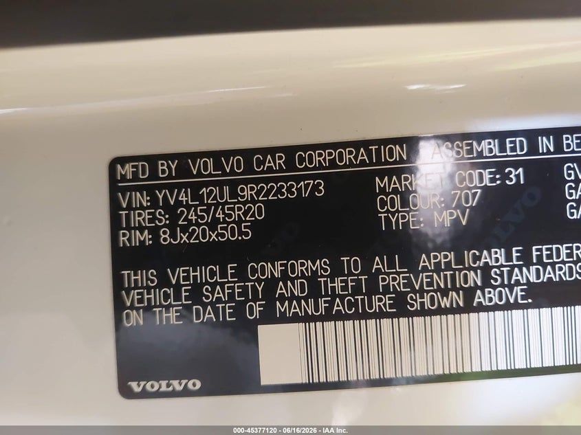 2024 Volvo Xc40 VIN YV4L12UL9R2233173 IAAI salvage auction — LEFT SIDE, Salvage (Michigan), sold $11,100 on 2026-07-28 (photo 9)
