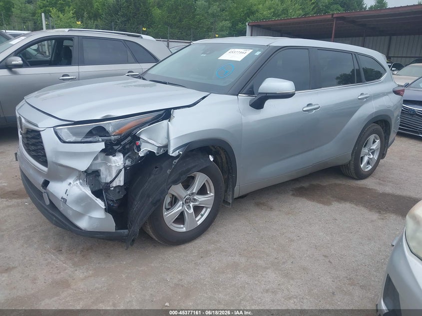 2024 Toyota Highlander VIN 5TDKDRAHXRS540911 IAAI salvage auction — FRONT END, Salvage (Oklahoma), sold $15,825 on 2026-07-24 (photo 2)