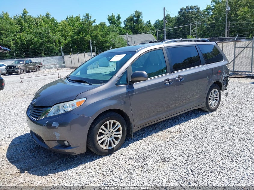 2014 Toyota Sienna VIN 5TDYK3DC1ES504032 IAAI salvage auction — LEFT REAR, Salvage Title, sold $2,050 on 2026-08-01 (photo 2)