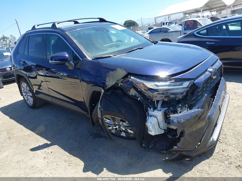 2025 Toyota Rav 4 VIN 2T3C1RFVXSW406593 IAAI salvage auction — RIGHT FRONT, Salvage (California), sold $13,100 on 2026-07-29 (photo 1)