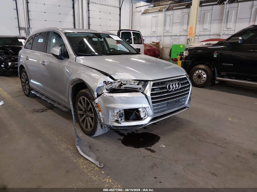 2017 Audi Q7 VIN WA1LAAF79HD002896 IAAI salvage auction — RIGHT FRONT, Salvage (Oregon), sold $5,500 on 2026-09-03 (photo 1)