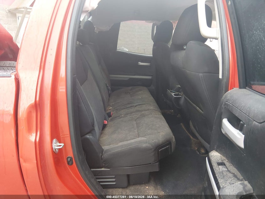 2017 Toyota Tundra VIN 5TFUY5F16HX660313 IAAI salvage auction — SIDE, Salvage Title, sold $3,200 on 2026-07-31 (photo 8)