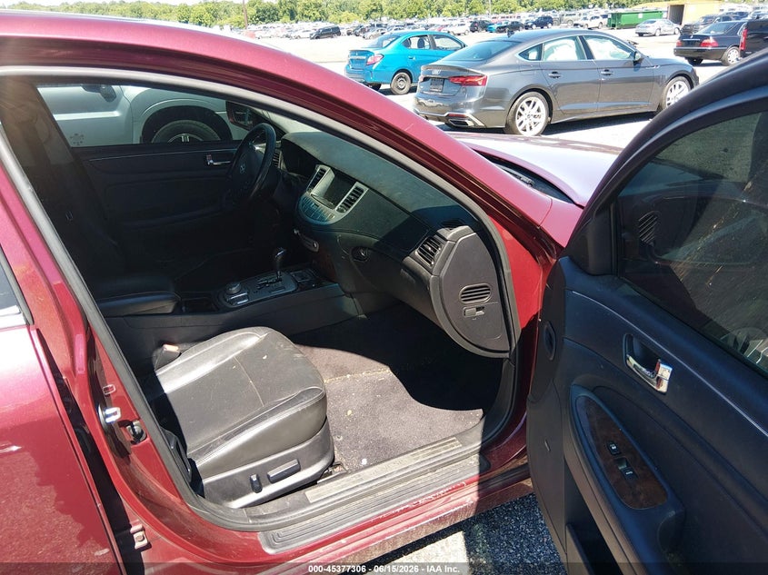 2010 Hyundai Genesis VIN KMHGC4DE0AU099489 IAAI salvage auction — FRONT END, Salvage - Greater Than 75% (Maryland), sold $675 on 2026-07-16 (photo 5)