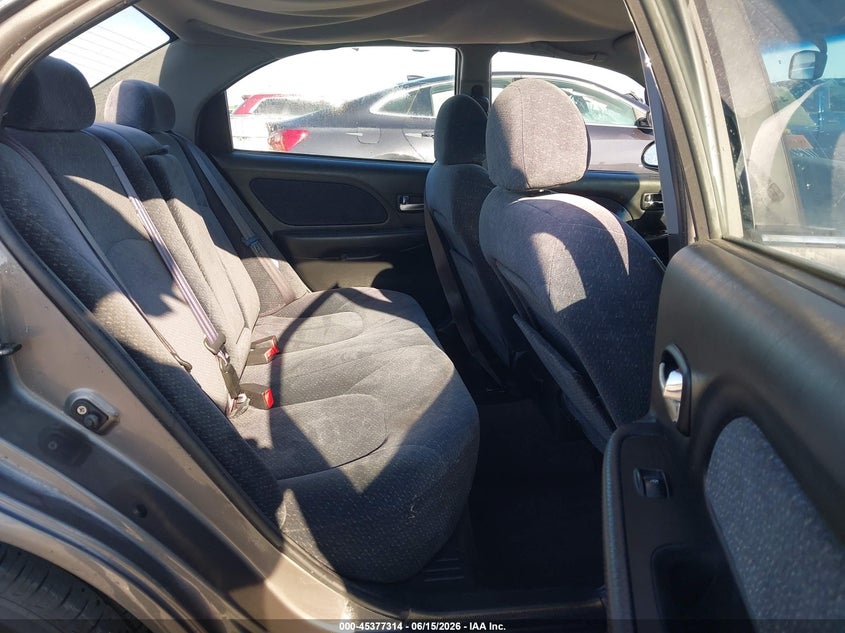 2002 Hyundai Sonata VIN KMHWF25H52A659994 IAAI salvage auction — LEFT FRONT, Salvage (Missouri), sold $250 on 2026-07-14 (photo 8)