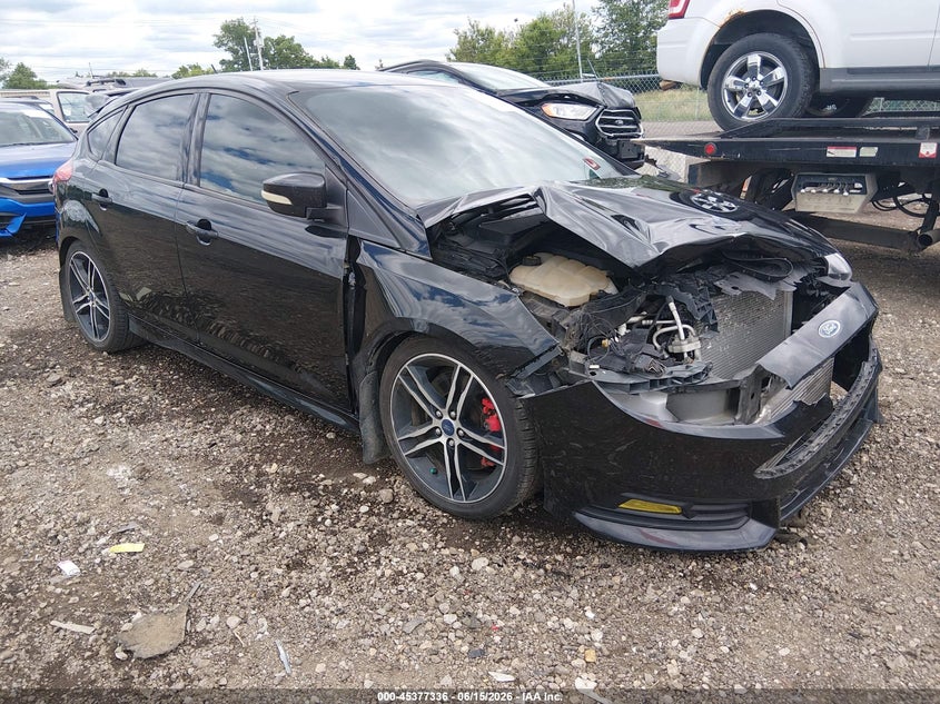 2015 Ford Focus st VIN 1FADP3L93FL341107 IAAI salvage auction — FRONT END, Salvage Title, sold $375 on 2026-07-31 (photo 1)