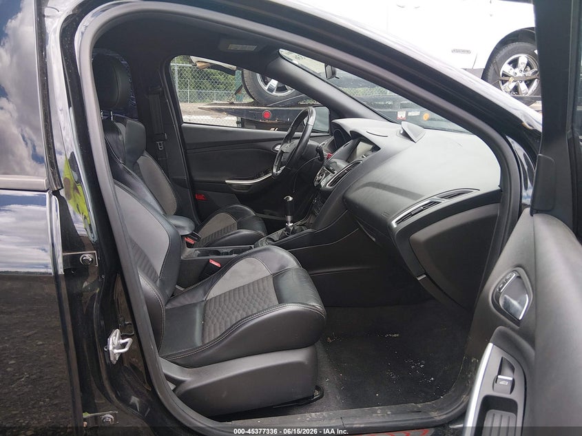 2015 Ford Focus st VIN 1FADP3L93FL341107 IAAI salvage auction — FRONT END, Salvage Title, sold $375 on 2026-07-31 (photo 5)