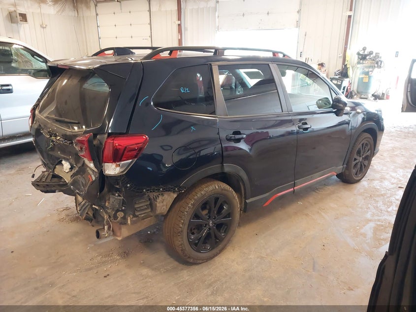 2019 Subaru Forester VIN JF2SKAKC2KH550418 IAAI salvage auction — REAR END, Clear (Michigan), sold $5,025 on 2026-07-14 (photo 4)