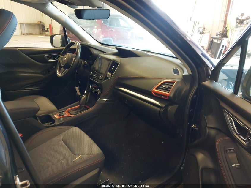 2019 Subaru Forester VIN JF2SKAKC2KH550418 IAAI salvage auction — REAR END, Clear (Michigan), sold $5,025 on 2026-07-14 (photo 5)