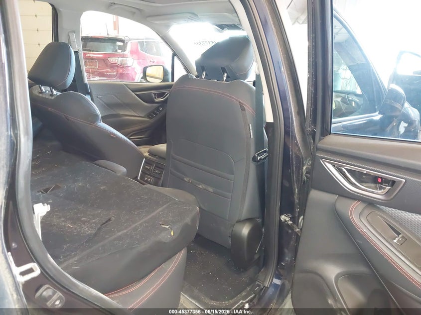 2019 Subaru Forester VIN JF2SKAKC2KH550418 IAAI salvage auction — REAR END, Clear (Michigan), sold $5,025 on 2026-07-14 (photo 8)