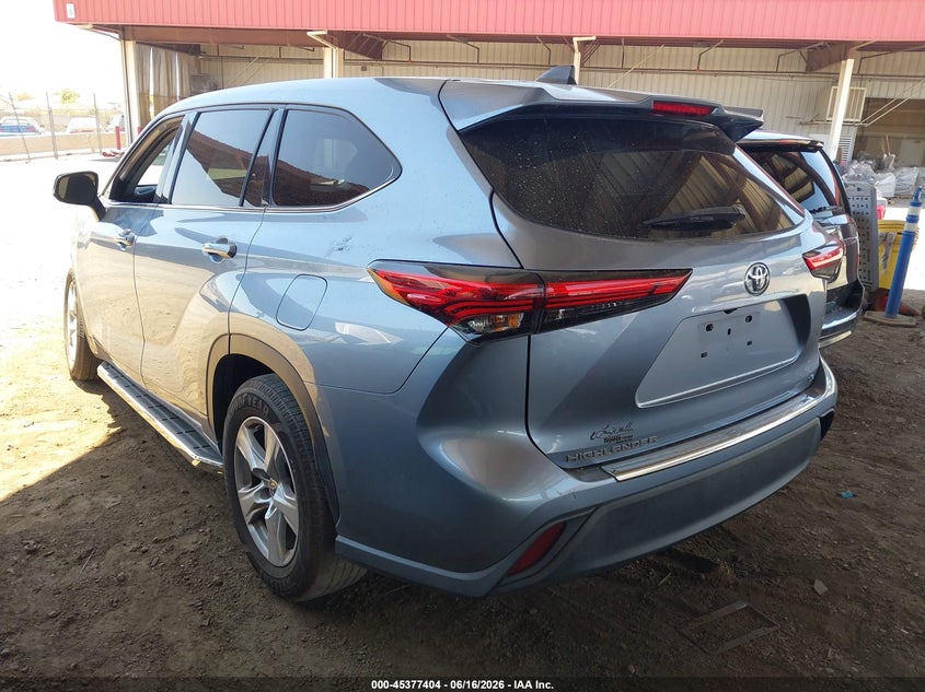 2022 Toyota Highlander VIN 5TDZZRAH0NS113523 IAAI salvage auction — FRONT END, Salvage Title, sold $12,400 on 2026-07-28 (photo 3)
