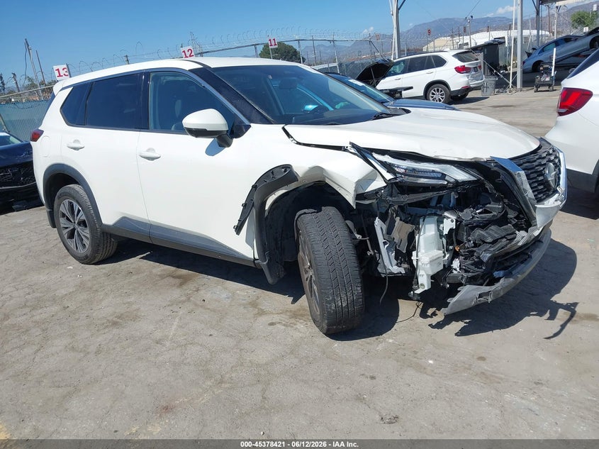 2021 Nissan Rogue VIN JN8AT3BA1MW014984 IAAI salvage auction — RIGHT FRONT, Salvage Title, sold $4,200 on 2026-07-22 (photo 1)