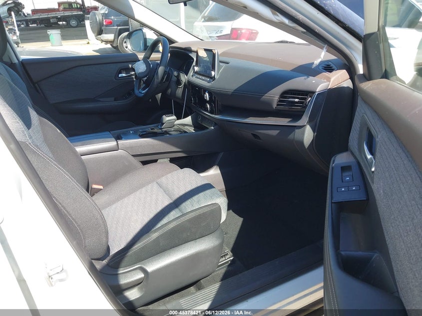 2021 Nissan Rogue VIN JN8AT3BA1MW014984 IAAI salvage auction — RIGHT FRONT, Salvage Title, sold $4,200 on 2026-07-22 (photo 5)