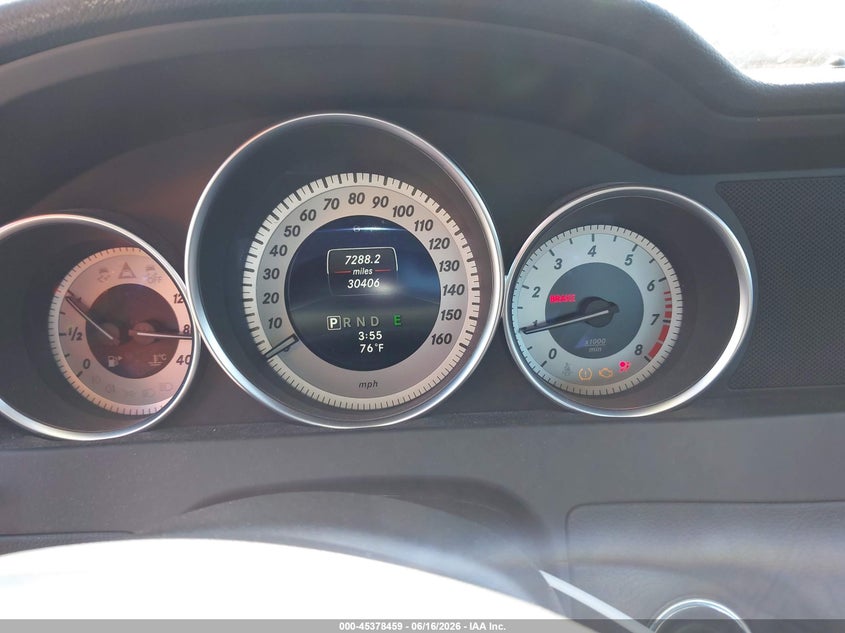2014 Mercedes-benz C-klasse VIN WDDGF4HB2EA960938 IAAI salvage auction — SIDE, Salvage Title, sold $2,550 on 2026-07-12 (photo 7)