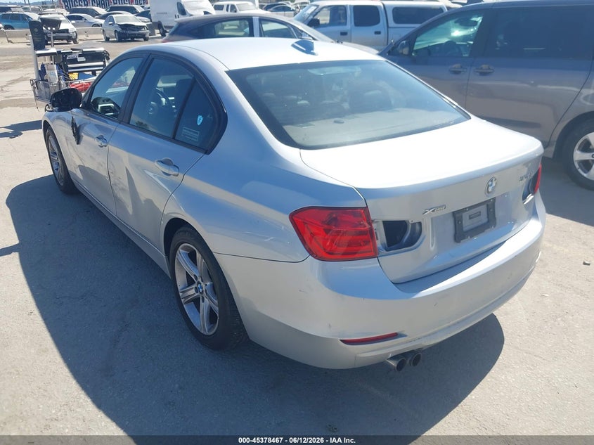 2013 BMW 3er VIN WBA3B5C53DF591419 IAAI salvage auction — LEFT SIDE, Salvage (California), sold $1,700 on 2026-07-08 (photo 3)