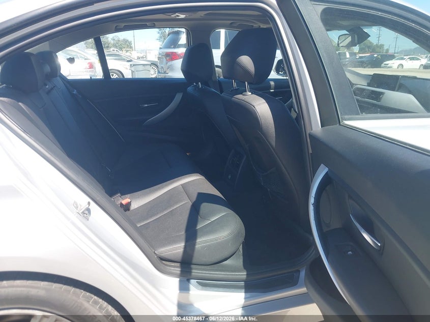 2013 BMW 3er VIN WBA3B5C53DF591419 IAAI salvage auction — LEFT SIDE, Salvage (California), sold $1,700 on 2026-07-08 (photo 8)