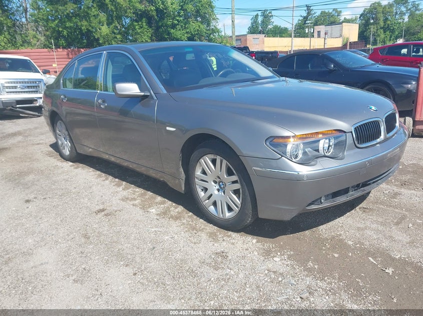 2003 BMW 7er VIN WBAGN63433DR12505 IAAI salvage auction — RIGHT SIDE, Clear (Michigan), sold $650 on 2026-07-09 (photo 1)