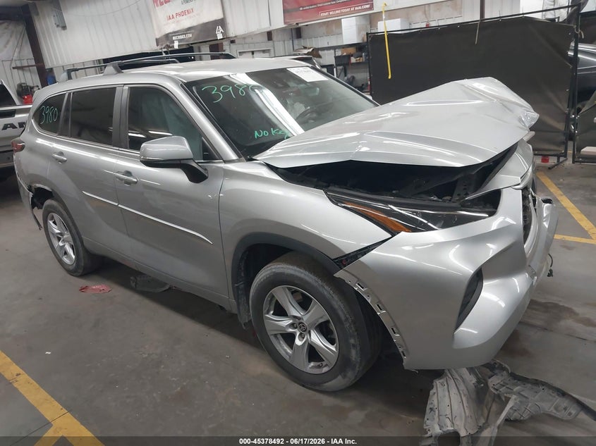 2023 Toyota Highlander VIN 5TDKDRAH3PS517239 IAAI salvage auction — FRONT END, Salvage (Arizona), sold $7,300 on 2026-07-28 (photo 1)
