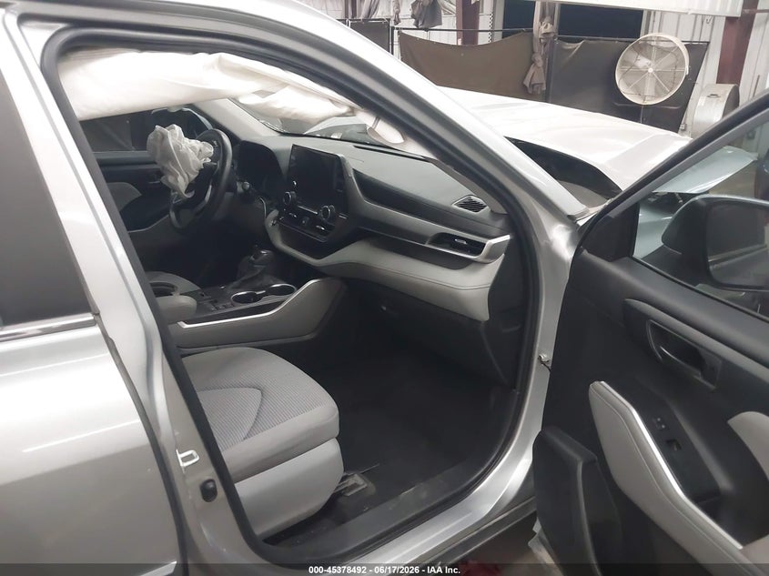 2023 Toyota Highlander VIN 5TDKDRAH3PS517239 IAAI salvage auction — FRONT END, Salvage (Arizona), sold $7,300 on 2026-07-28 (photo 5)