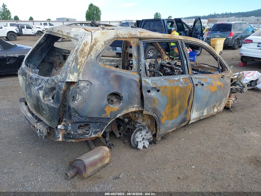 2024 Subaru Forester VIN JF2SKAGC2RH454159 IAAI salvage auction — BURN, Bill Of Sale - Parts Only (Washington), sold $25 on 2026-07-07 (photo 4)