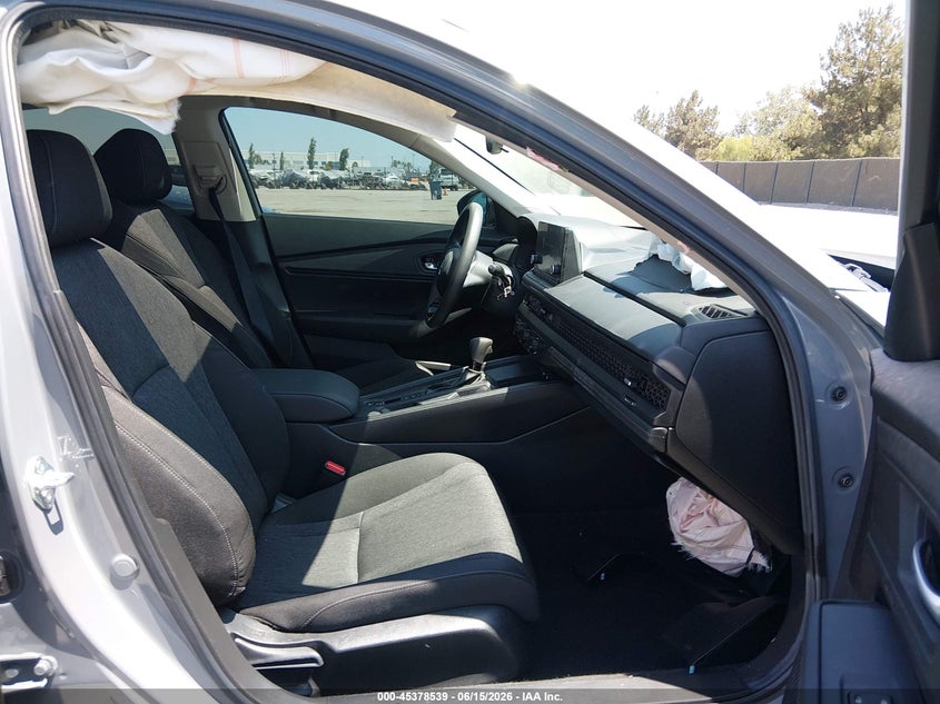 2025 Honda Accord VIN 1HGCY1F43SA021980 IAAI salvage auction — RIGHT SIDE, Salvage (California), sold $8,100 on 2026-07-29 (photo 5)