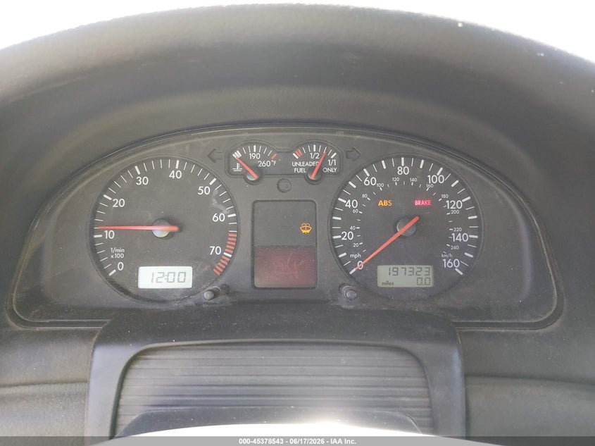 2000 Volkswagen Passat VIN WVWMA23B1YP362252 IAAI salvage auction — FRONT END, Clear - Public Restricted (Oregon), sold $25 on 2026-07-29 (photo 7)
