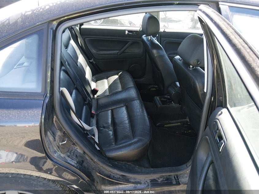 2000 Volkswagen Passat VIN WVWMA23B1YP362252 IAAI salvage auction — FRONT END, Clear - Public Restricted (Oregon), sold $25 on 2026-07-29 (photo 8)