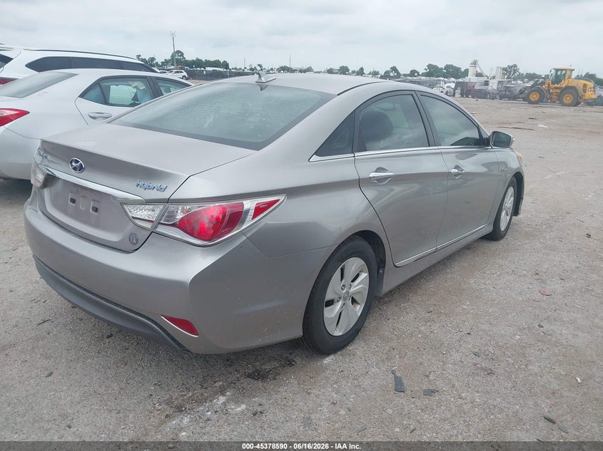 2013 Hyundai Sonata VIN KMHEC4A47DA082567 IAAI salvage auction — FRONT END, Salvage (Texas), sold $900 on 2026-07-07 (photo 4)