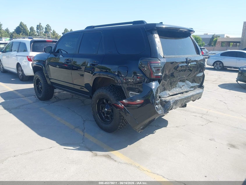 2024 Toyota 4runner VIN JTENU5JR7R6286018 IAAI salvage auction — FRONT & REAR, Salvage (California), sold $9,300 on 2026-07-29 (photo 3)