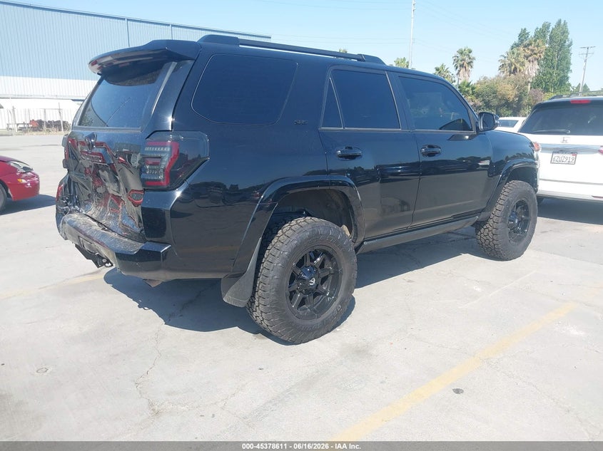 2024 Toyota 4runner VIN JTENU5JR7R6286018 IAAI salvage auction — FRONT & REAR, Salvage (California), sold $9,300 on 2026-07-29 (photo 4)